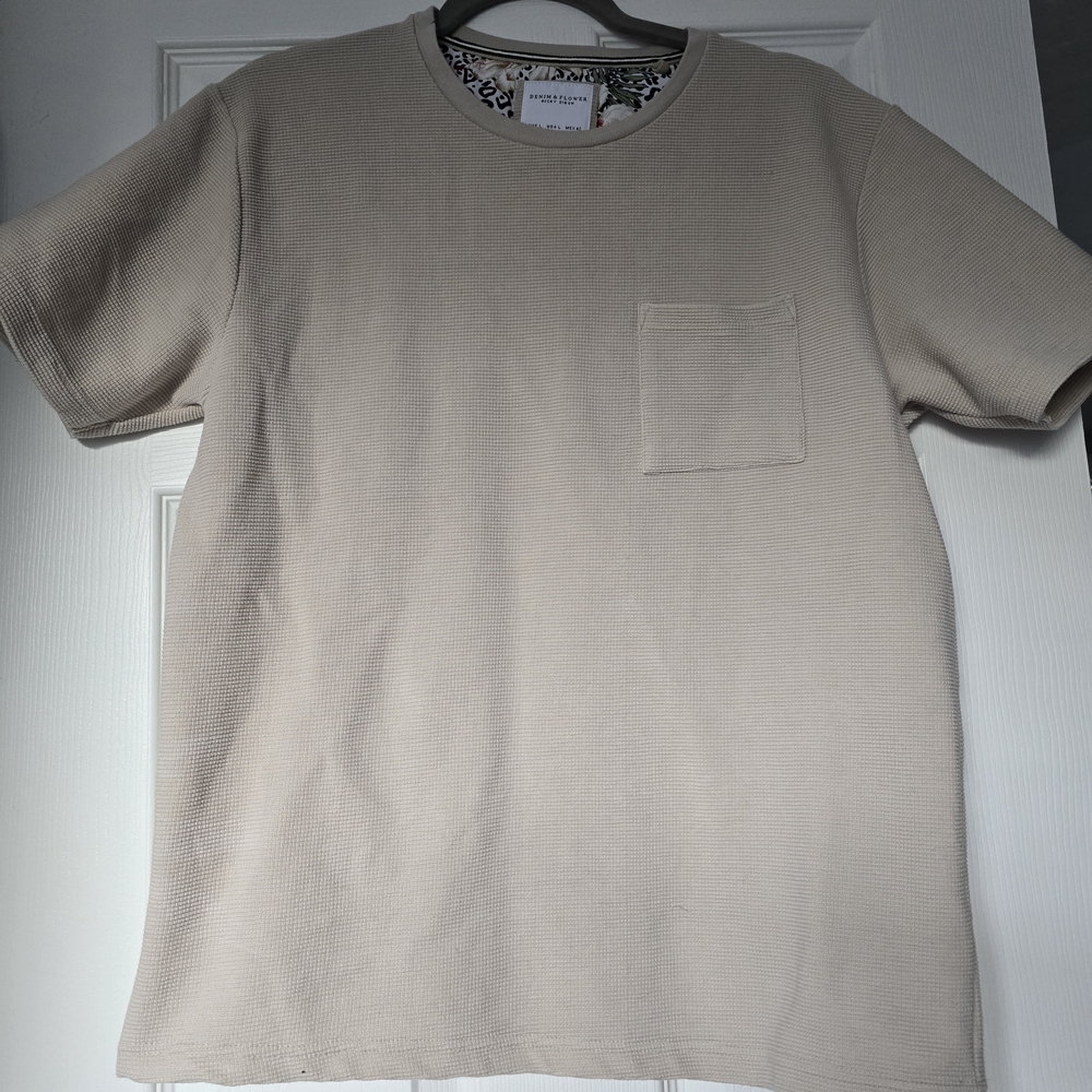 Denim & Flower Beige Short Sleeve Tee with Pocket